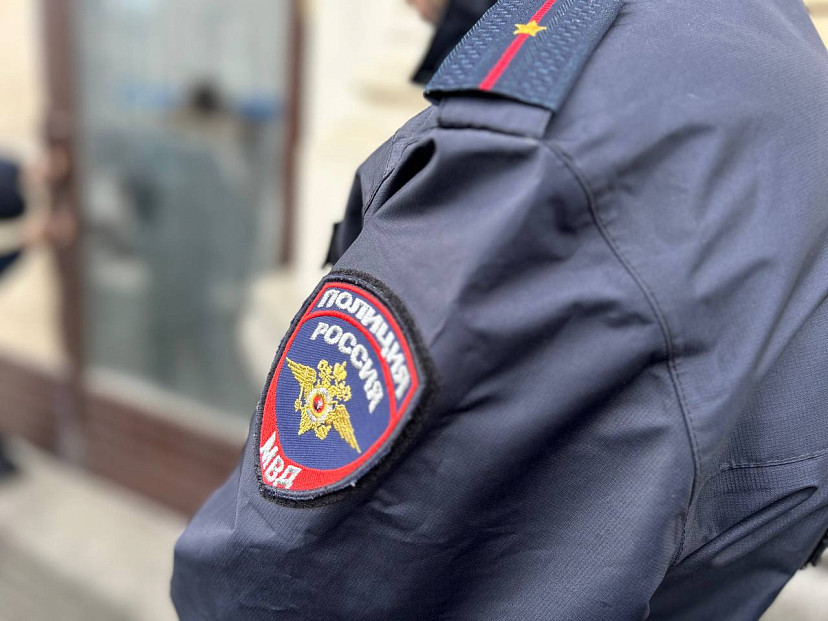 В Саратове мужчина в пьяной ссоре угрожал гостье шампуром